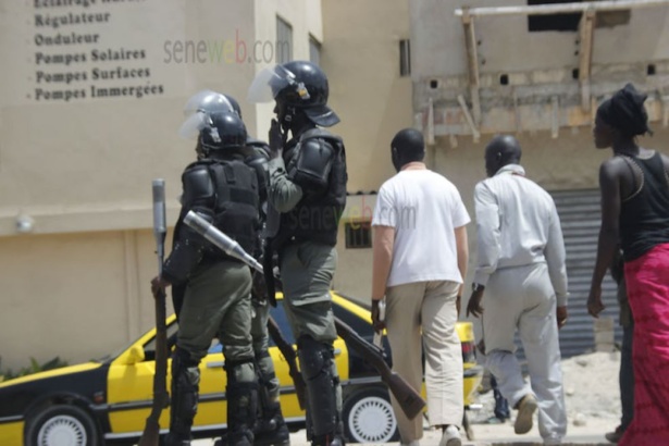 Retour de Wade : Tension à l’aéroport entre forces de l'ordre et militants du PDS
