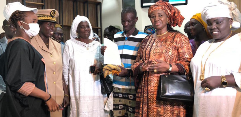 Saint-Louis : Pose de la première pierre du centre régional de la fonction publique Saint-Louis : Pose de la première pierre du centre régional de la fonction publique