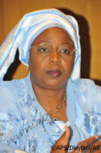 Saint-Louis: le ministre Awa Marie Coll Seck lance la campagne « zéro palu » à Richard Toll Saint-Louis: le ministre Awa Marie Coll Seck lance la campagne « zéro palu » à Richard Toll