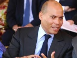 L'opération Libérer Karim mise en branle: Wade assiège la place de l'Obélisque le 1er mai et se rend à Rebeuss le lendemain