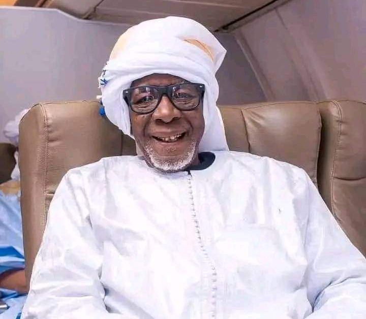 Serigne Mahi Niass (Khalif Medina Baye) : " La France ne veut pas que le Sénégal se développe, c’est le pire des colonisateurs "