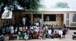 Bango : le délabrement avancé du poste de santé inquiète les populations. Bango : le délabrement avancé du poste de santé inquiète les populations.