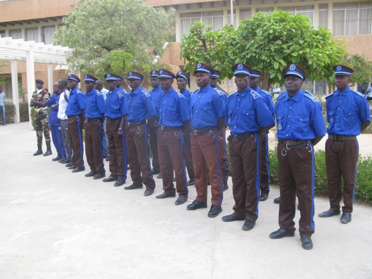Cérémonie de levée des couleurs : l’Ugb exalte la citoyenneté Cérémonie de levée des couleurs : l’Ugb exalte la citoyenneté