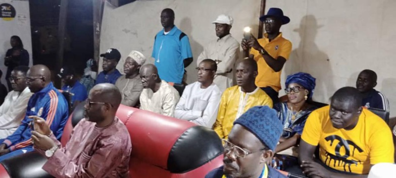 Saint-Louis : les jeunes « mayoriste » pour une large victoire de Benno – vidéo Saint-Louis : les jeunes « mayoriste » pour une large victoire de Benno – vidéo