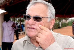 Aly Haïdar enfonce le clou« Nous avons des bateaux soit disant étrangers qui exportent…» Aly Haïdar enfonce le clou« Nous avons des bateaux soit disant étrangers qui exportent…»