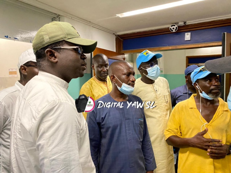 Accident de la Caravane de WALLU : Abba MBAYE au chevet des blessés - photos Accident de la Caravane de WALLU : Abba MBAYE au chevet des blessés - photos