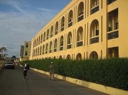 Saint-Louis : la fille percutée par le camion est décédée.