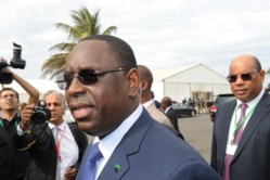 Macky SALL: "le Sénégal émergent est en marche. Il est à notre portée" Macky SALL: "le Sénégal émergent est en marche. Il est à notre portée"