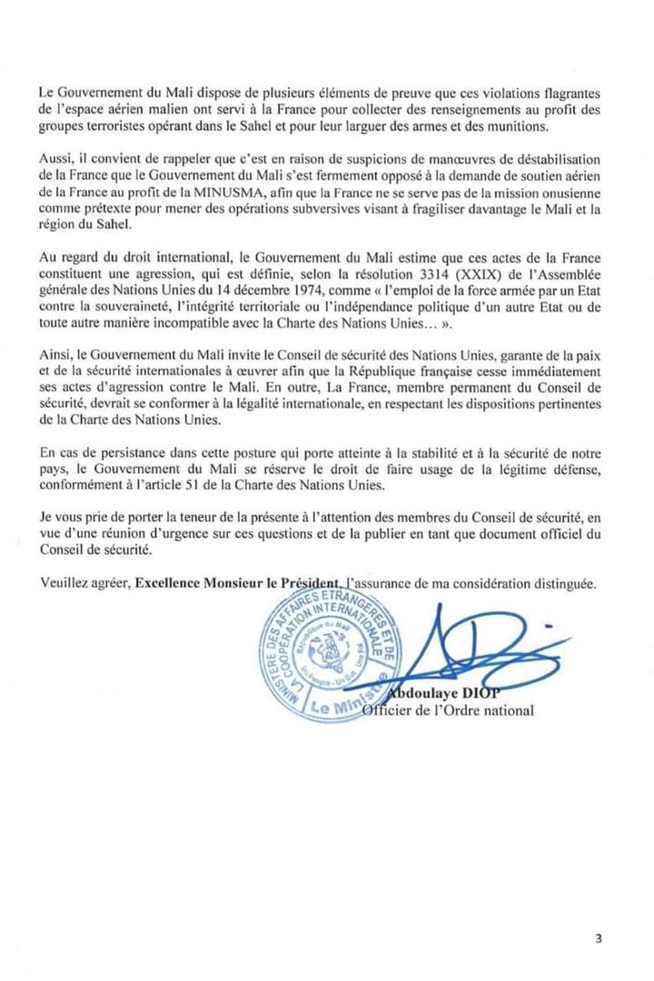 Le Mali accuse la France de renseigner et d'armer des groupes terroristes Le Mali accuse la France de renseigner et d'armer des groupes terroristes