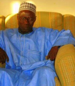 30 MAI 2013 - 30 MAI 2014 : Saint-Louis pleure encore Birahim Diop, son conseiller municipal. 30 MAI 2013 - 30 MAI 2014 : Saint-Louis pleure encore Birahim Diop, son conseiller municipal.