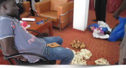 Exclusif ! Commerce illégal et application de la Loi faunique : Deux trafiquants d’ivoire arrêtés et condamnés à Dakar Exclusif ! Commerce illégal et application de la Loi faunique : Deux trafiquants d’ivoire arrêtés et condamnés à Dakar