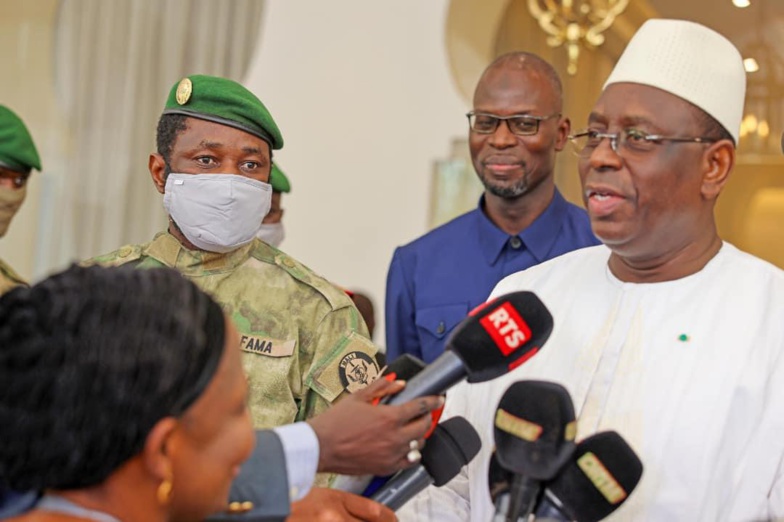 Affaire des 49 militaires ivoiriens au Mali : Bamako prêtera-t-il attention aux bons offices de Macky Sall ? Affaire des 49 militaires ivoiriens au Mali : Bamako prêtera-t-il attention aux bons offices de Macky Sall ?