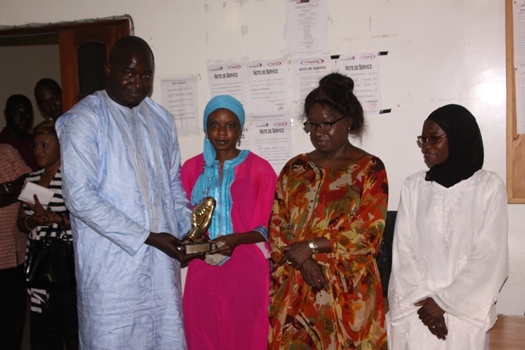 MEDIA - Ousseynou Diop désigné meilleur correspondant de la radio Rewmi fm : La fidélité et la constance récompensées MEDIA - Ousseynou Diop désigné meilleur correspondant de la radio Rewmi fm : La fidélité et la constance récompensées