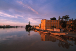 Colloque International sur la Littérature Saint-Louisienne à l’Institut Français. Colloque International sur la Littérature Saint-Louisienne à l’Institut Français.