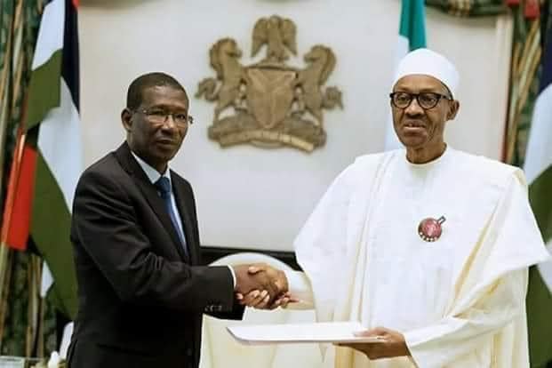 Renoncement au troisième mandat : MTN félicite Buhari