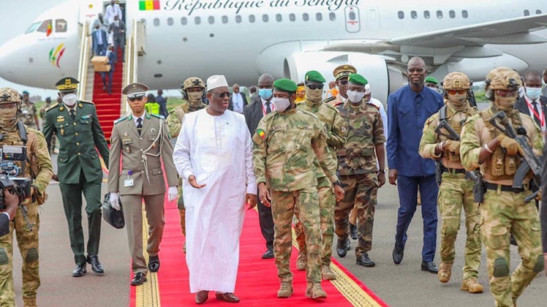 Affaire des soldats ivoiriens : Goita refuse de recevoir Macky Sall Affaire des soldats ivoiriens : Goita refuse de recevoir Macky Sall