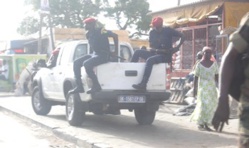 SAINT-LOUIS : la permanence du PDS sous surveillance policière. SAINT-LOUIS : la permanence du PDS sous surveillance policière.