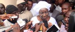 Urgent : Mimi Touré démissionne Urgent : Mimi Touré démissionne