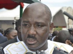 République du Sénégal ! C’est ce griot qui confectionne une partie de la composition gouvernementale République du Sénégal ! C’est ce griot qui confectionne une partie de la composition gouvernementale