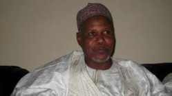 Démenti de la présidence : « Mamadou Oumar Sall n’a aucun lien de parenté avec Macky Sall » Démenti de la présidence : « Mamadou Oumar Sall n’a aucun lien de parenté avec Macky Sall »