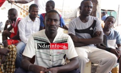 SAINT-LOUIS : Se sentant « exclus » et « trahis», les jeunes de l’APR Santhiaba crient leur déception. SAINT-LOUIS : Se sentant « exclus » et « trahis», les jeunes de l’APR Santhiaba crient leur déception.
