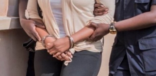 Arnaque sur Internet : Une dame roule dans la farine une trentaine de personnes Arnaque sur Internet : Une dame roule dans la farine une trentaine de personnes