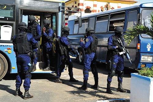 Pôle urbain de Diamniadio : Un bandit abattu par balle lors d'un échange de tirs avec les gendarmes Pôle urbain de Diamniadio : Un bandit abattu par balle lors d'un échange de tirs avec les gendarmes