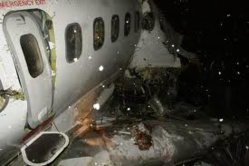 Près de 50 morts dans le crash d'un avion à Téhéran
