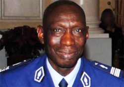 Mis aux arrets, le Colonel Abdoulaye Aziz Ndao en détention à la Caserne Samba Diéry Diallo Mis aux arrets, le Colonel Abdoulaye Aziz Ndao en détention à la Caserne Samba Diéry Diallo