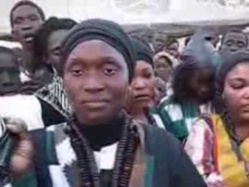 Décés de sokhna khady bayo (chanteuse religieuse) et petite soeur de Maada ba Décés de sokhna khady bayo (chanteuse religieuse) et petite soeur de Maada ba