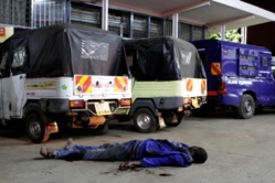 Pape Guèye, le « présumé assassin » de l’étudiant Bass Faye, saute d’un immeuble pour échapper à la Dic Pape Guèye, le « présumé assassin » de l’étudiant Bass Faye, saute d’un immeuble pour échapper à la Dic