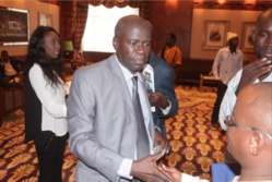 Presse: déclaration de Mame Less Camara, Président du Tribunal des Pairs. Presse: déclaration de Mame Less Camara, Président du Tribunal des Pairs.