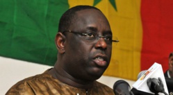 Un livre sur le développement du journaliste Macky Sall, ancien chef du bureau de l'APS à Saint-Louis.