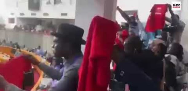 Protestation pour la libération de Pape Alé Niang: Deux journalistes interpellés par la gendarmerie Protestation pour la libération de Pape Alé Niang: Deux journalistes interpellés par la gendarmerie