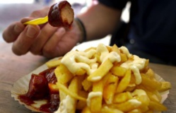 Il refuse de sortir de prison car c'est le jour des frites