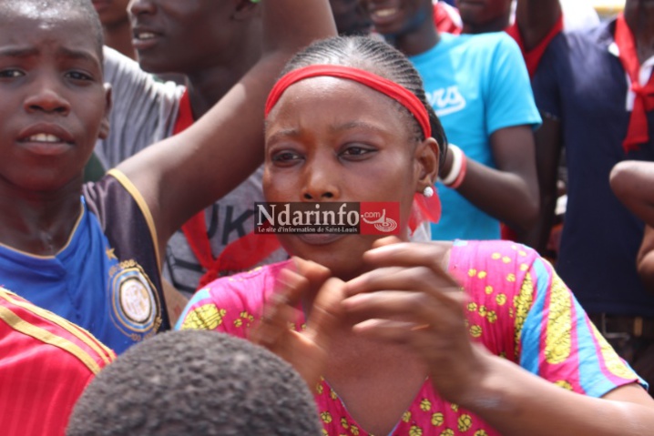 VIDEO - Pénurie d’eau à Pikine/Saint-Louis : les populations bloquent la Rn2 et s’en prennent à Mansour FAYE. VIDEO - Pénurie d’eau à Pikine/Saint-Louis : les populations bloquent la Rn2 et s’en prennent à Mansour FAYE.