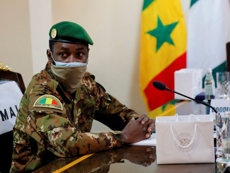 Colonel Assimi Goïta gracie les 49 soldats ivoiriens arrêtés et jugés au Mali Colonel Assimi Goïta gracie les 49 soldats ivoiriens arrêtés et jugés au Mali