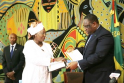 PHOTOS: Remise du rapport du Cese au Président Macky SALL