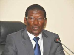 UGB : Mary Teuw NIANE annonce le recrutement de 20 enseignants