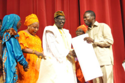 35 ans de théâtre , 40 ans de vie littéraire : L’œuvre de Alioune Badara Bèye célébrée à Sorano