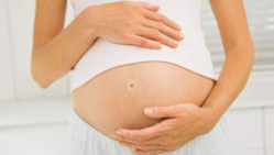Premier bébé né d'un utérus transplanté
