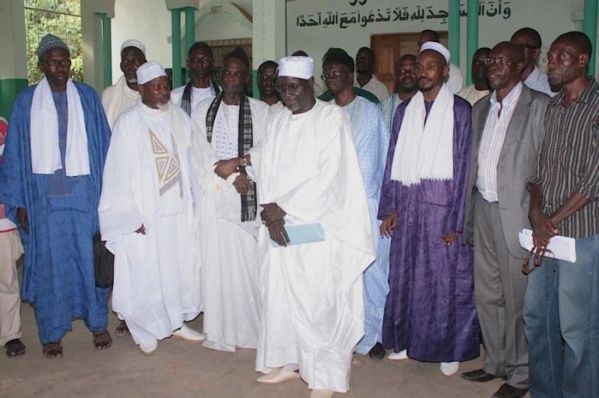 La ligue des Imams demande à Macky " de refuser d’écouter les va-t-en-guerre, sans grande responsabilité, parmi ses alliés" La ligue des Imams demande à Macky " de refuser d’écouter les va-t-en-guerre, sans grande responsabilité, parmi ses alliés"