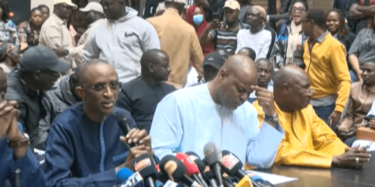 Abdoulaye Saydou Sow : «Sonko veut brûler le pays mais Mame Mbaye Niang ira jusqu’au bout de son combat avec nous» Abdoulaye Saydou Sow : «Sonko veut brûler le pays mais Mame Mbaye Niang ira jusqu’au bout de son combat avec nous»