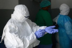 Couvrir Ebola inquiète les journalistes parfois plus que la guerre Couvrir Ebola inquiète les journalistes parfois plus que la guerre