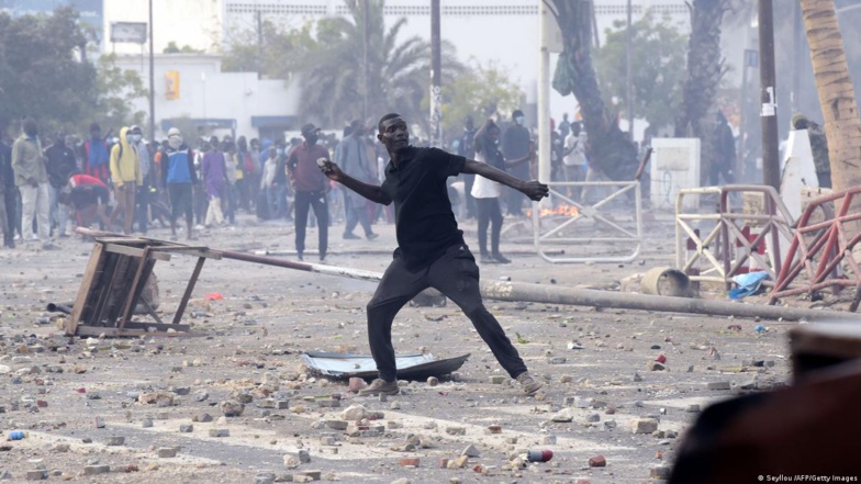 Manifestations d’hier : Près de 400 personnes arrêtées