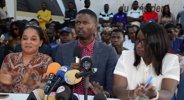 Saint-Louis/La jeunesse de BBY monte au créneau : "Nous ferons face au Gatsa-Gasta" (vidéo) Saint-Louis/La jeunesse de BBY monte au créneau : "Nous ferons face au Gatsa-Gasta" (vidéo)