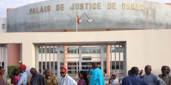 Traque des opposants : Encore 3 militantes de Pastef sous mandat de dépôt Traque des opposants : Encore 3 militantes de Pastef sous mandat de dépôt