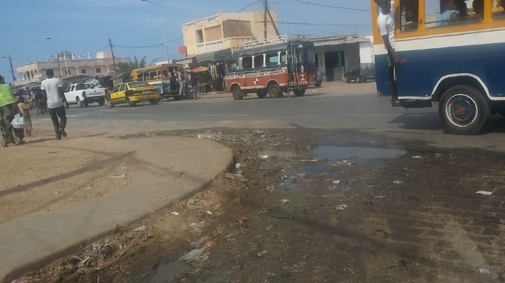 Problème de santé publique : Danger à l’entrée de Pikine ! Problème de santé publique : Danger à l’entrée de Pikine !