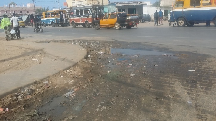 Problème de santé publique : Danger à l’entrée de Pikine ! Problème de santé publique : Danger à l’entrée de Pikine !