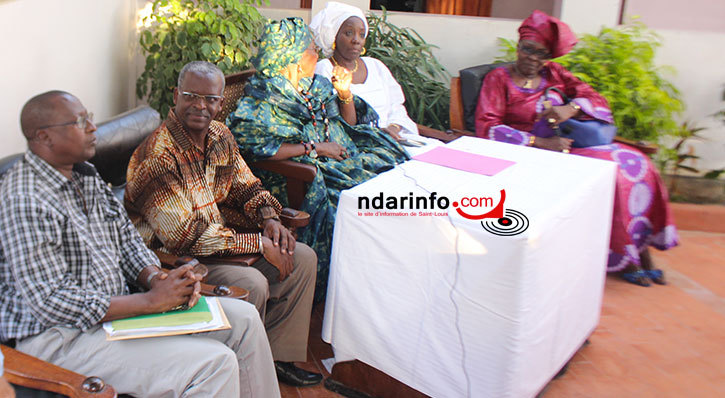 CEREMONIE D'HOMMAGES À ADJA FATOU NIANG SIGA : la Commune de Saint-Louis aux abonnés absents.